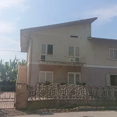 公寓 La Gemma Del Gran Sasso Colledara